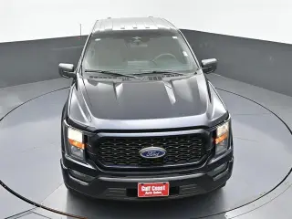Ford F-150 2023 4x2 XL 4dr SuperCrew 5.5 ft. SB