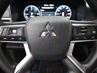Mitsubishi Outlander PHEV 2023 AWD SEL 4dr SUV