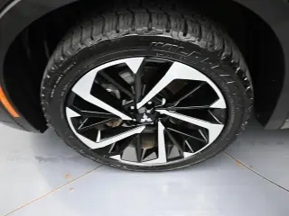 Mitsubishi Outlander PHEV 2023 AWD SEL 4dr SUV