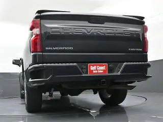 Chevrolet Silverado 1500 2023 4x2 Custom 4dr Crew Cab 5.8 ft. SB