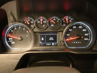 Chevrolet Silverado 1500 2023 4x2 Custom 4dr Crew Cab 5.8 ft. SB