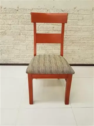 Silla Modelo Burdeos