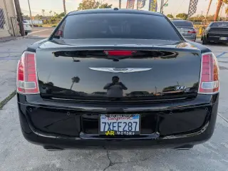 2013 Chrysler 300 S V6 RWD