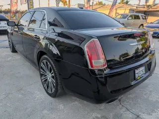 2013 Chrysler 300 S V6 RWD
