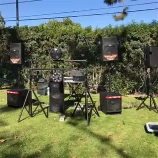 Dj Ozzy ..Todo tipo de Musica