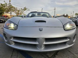 2004 Dodge Viper SRT-10