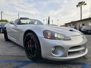 2004 Dodge Viper SRT-10