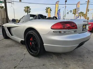 2004 Dodge Viper SRT-10