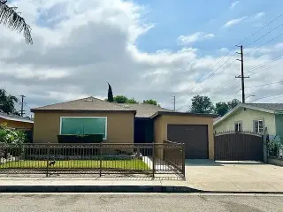 Rent1bed 1bath home in Compton