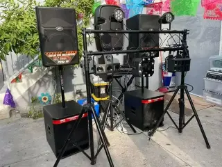 EN LA CIMA DJ OZZY