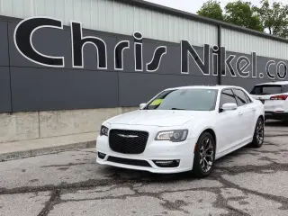 2018 Chrysler 300S RWD