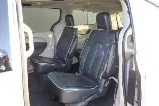 2024 Chrysler Pacifica Limited FWD