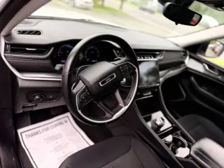 2021 Jeep Grand Cherokee L Laredo