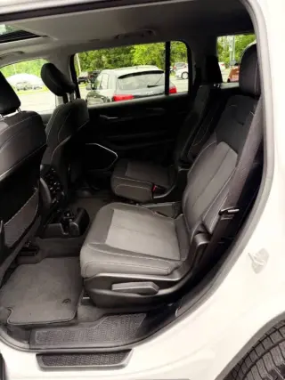 2021 Jeep Grand Cherokee L Laredo