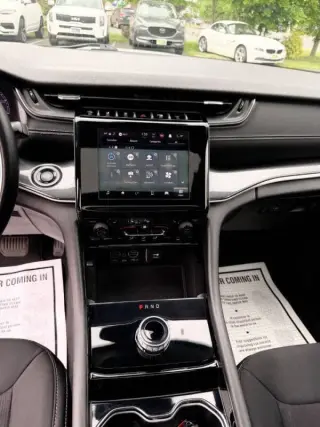 2021 Jeep Grand Cherokee L Laredo