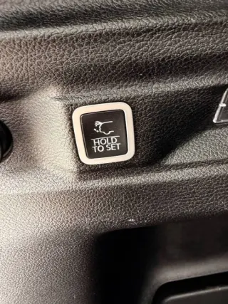 2021 Jeep Grand Cherokee L Laredo
