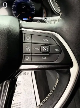 2021 Jeep Grand Cherokee L Laredo
