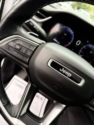 2021 Jeep Grand Cherokee L Laredo