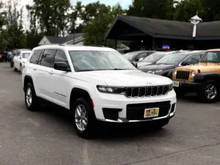 2021 Jeep Grand Cherokee L Laredo
