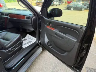 2013 Chevrolet Avalanche LT Black Diamond