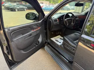 2013 Chevrolet Avalanche LT Black Diamond