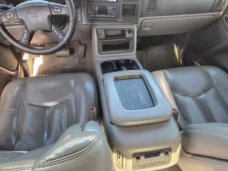 2005 Chevrolet Avalanche 1500 LS
