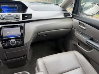 2016 Honda Odyssey 5dr EX-L