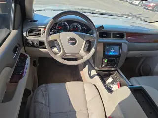 2013 GMC Yukon SLT 2WD