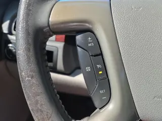 2013 GMC Yukon SLT 2WD