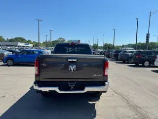 2020 RAM 1500 Big Horn 4x4 Quad Cab 6'4" Box
