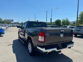 2020 RAM 1500 Big Horn 4x4 Quad Cab 6'4" Box