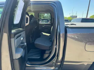 2020 RAM 1500 Big Horn 4x4 Quad Cab 6'4" Box