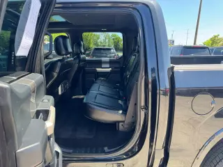2015 Ford F-150 SuperCrew 145" Lariat