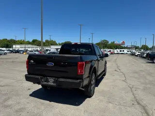 2015 Ford F-150 SuperCrew 145" Lariat