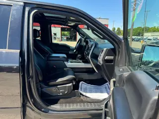 2015 Ford F-150 SuperCrew 145" Lariat