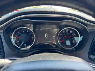 2019 Dodge Challenger SXT RWD