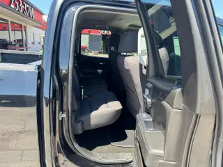 2018 Chevrolet Silverado 1500 4WD Double Cab 143.5" LT w/1LT
