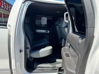 2011 Ford F-150 AWD SuperCrew 145" Lariat Limited