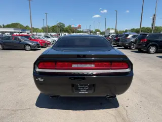 2012 Dodge Challenger SXT Plus