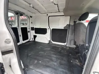 2020 Nissan NV200 Compact Cargo I4 SV
