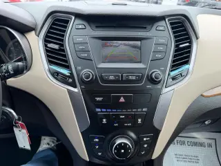 2016 Hyundai Santa Fe SE