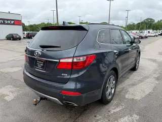 2016 Hyundai Santa Fe SE