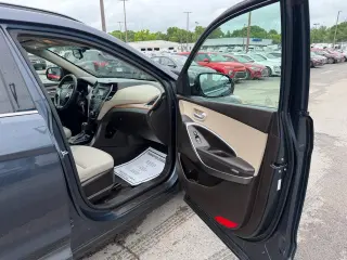 2016 Hyundai Santa Fe SE