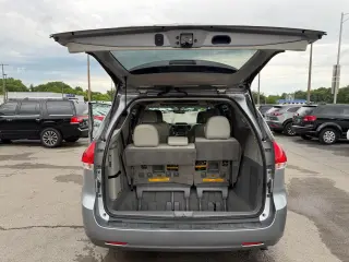 2011 Toyota Sienna XLE