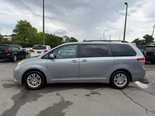 2011 Toyota Sienna XLE