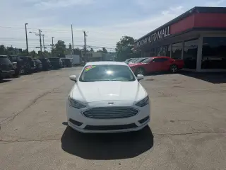 2018 Ford Fusion SE FWD