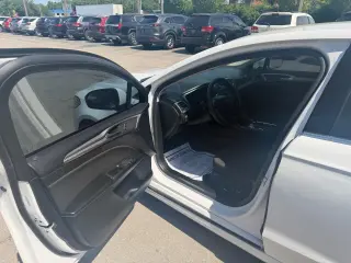 2018 Ford Fusion SE FWD