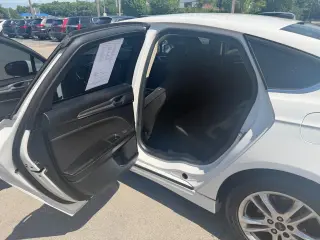 2018 Ford Fusion SE FWD