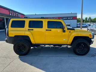 2007 HUMMER H3 4WD 4dr SUV