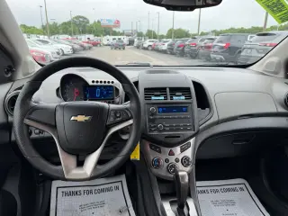 2013 Chevrolet Sonic LS